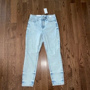 Judy Blue Ultra Light Acid Wash Slim Fit